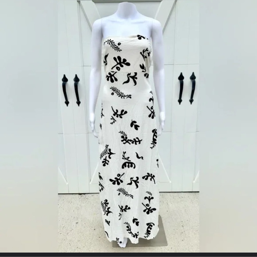 Paper Heart Black Leaf Strapless Dress with linen - Picture 2 of 3